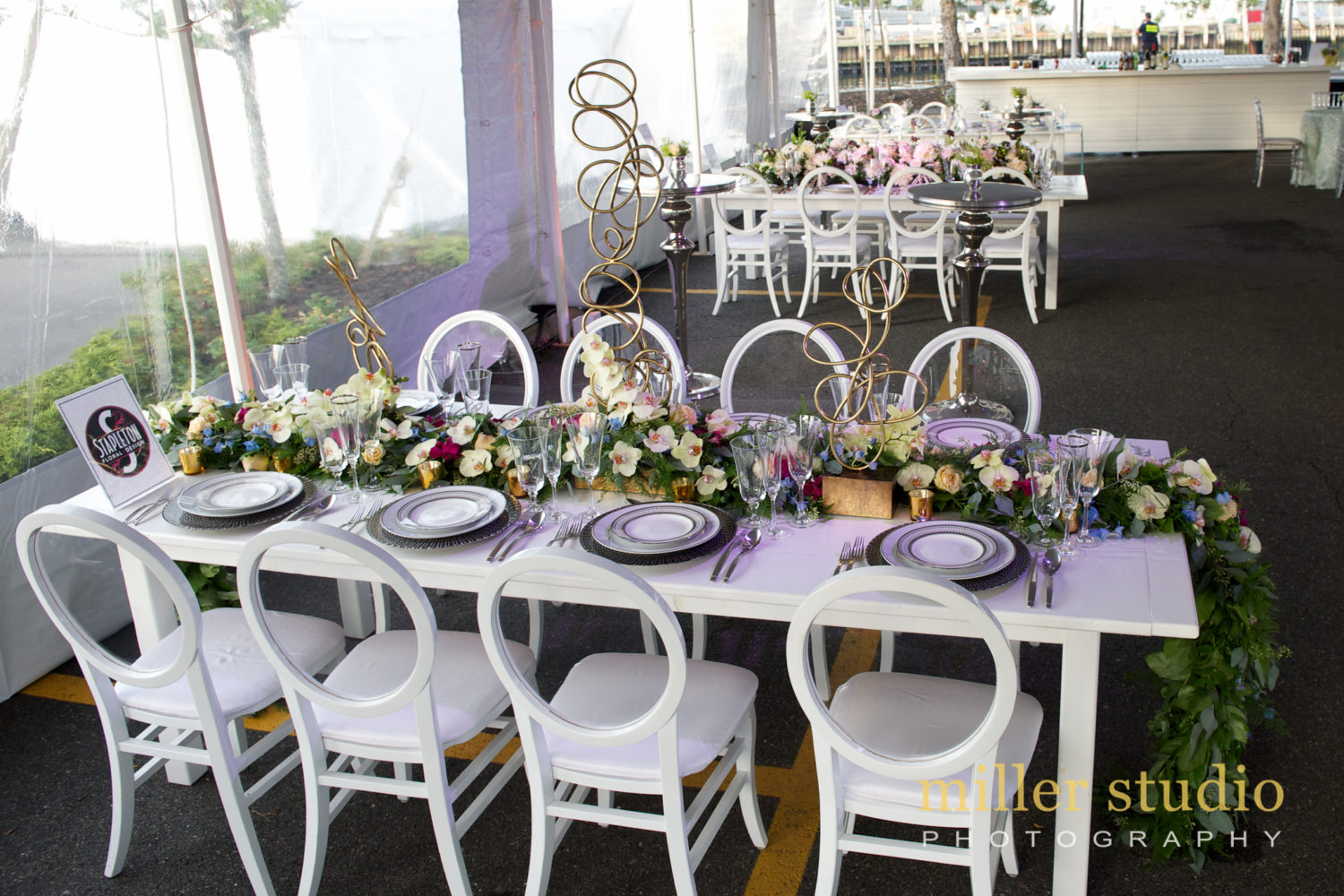 Custom Floral Designs @ The Charlestown Harborwalk, Photographer: Miller Studio Photography