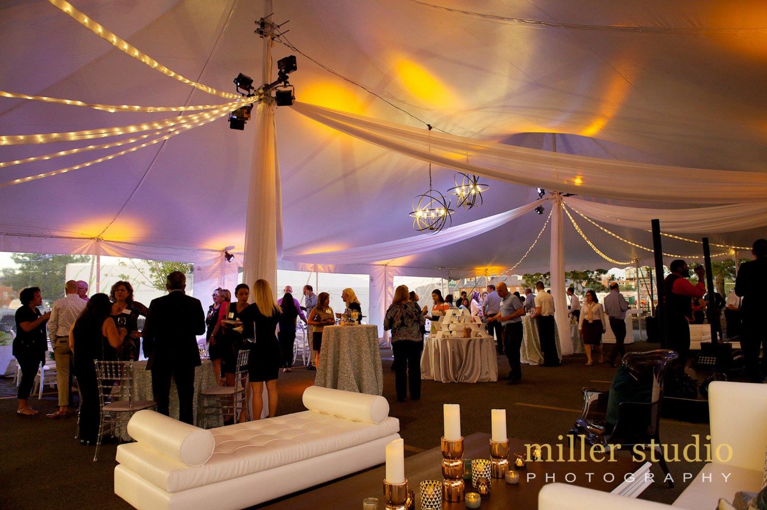 Custom Floral Designs @ The Charlestown Harborwalk, Photographer: Miller Studio Photography