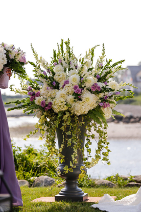 wedding ceremony flowers by Stapleton Floral Design