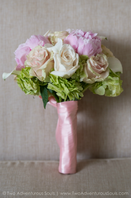 pink and cream bridal bouquet