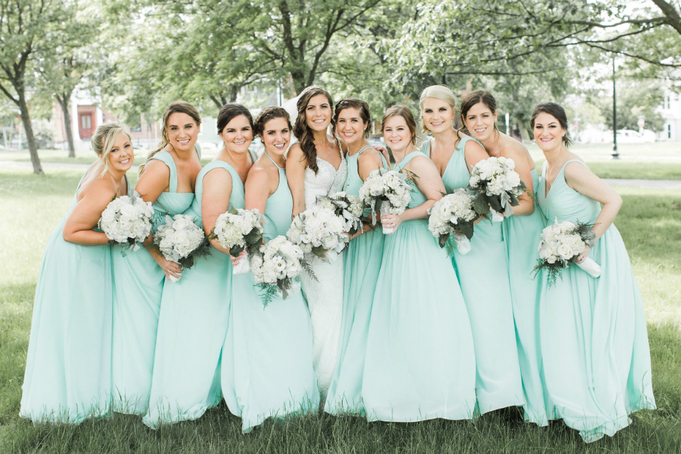 bride and bridesmaids wearing mint color dresses color scheme