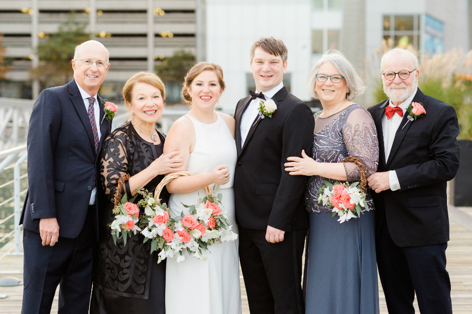 New England Aquarium wedding family picture