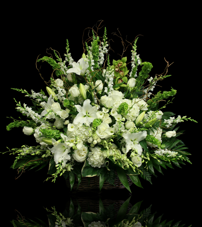 Blanc Lily Sympathy Basket