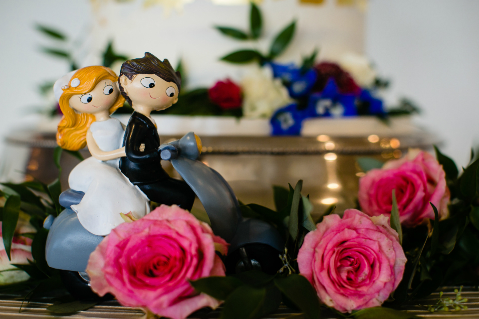 Cute Wedding cake topper