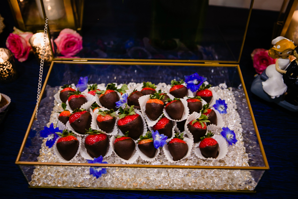 Chocolate covered strawberries for a wedding