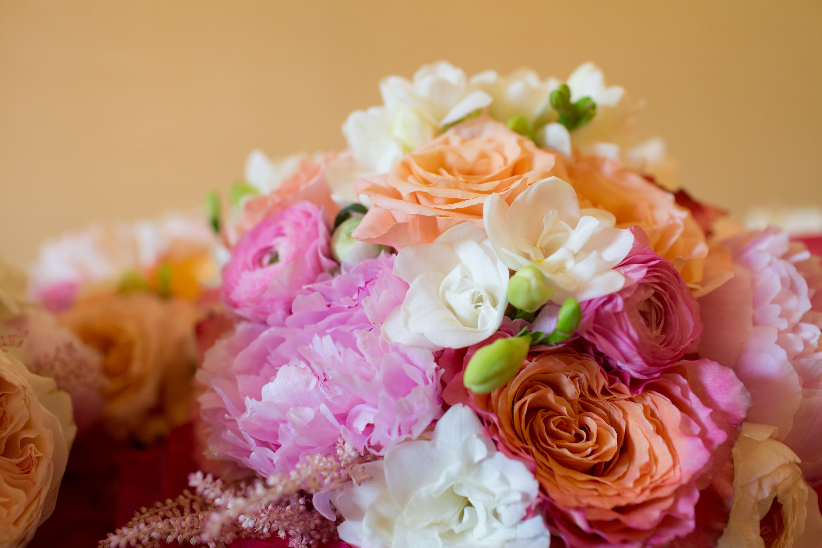 Cute and bright bridal bouquet