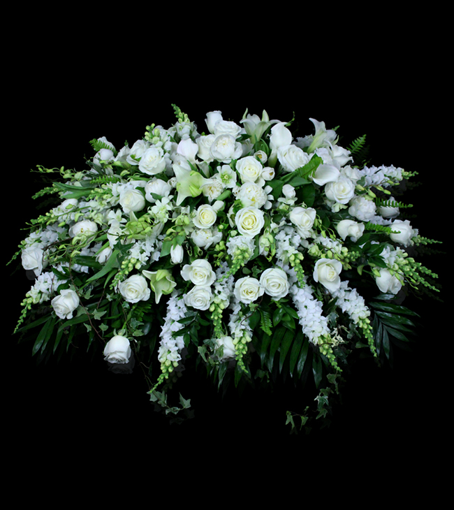 Blanc Casket Spray